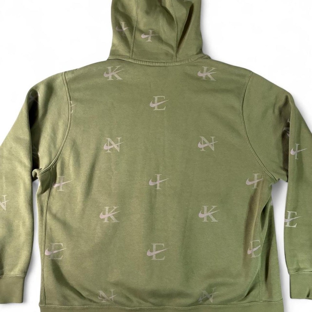 NWOT olive Nike Sportsclub fleece green hoodie with monogram print. Men's XL - Picture 2 of 5
